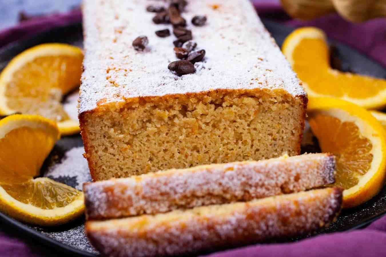 almond-flour-greek-yogurt-cake (2)