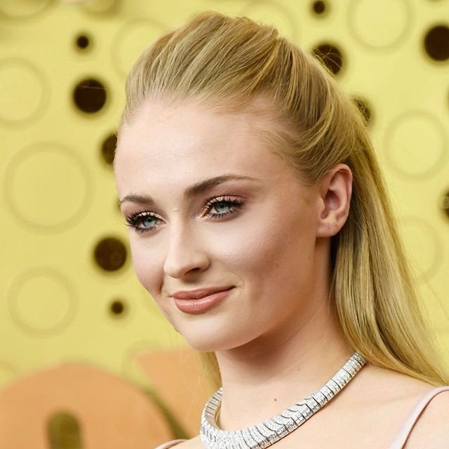 Sophie Turner (Actress) Wiki, Bio, Age, Height, Weight, Husband, Net Worth, Career, Facts