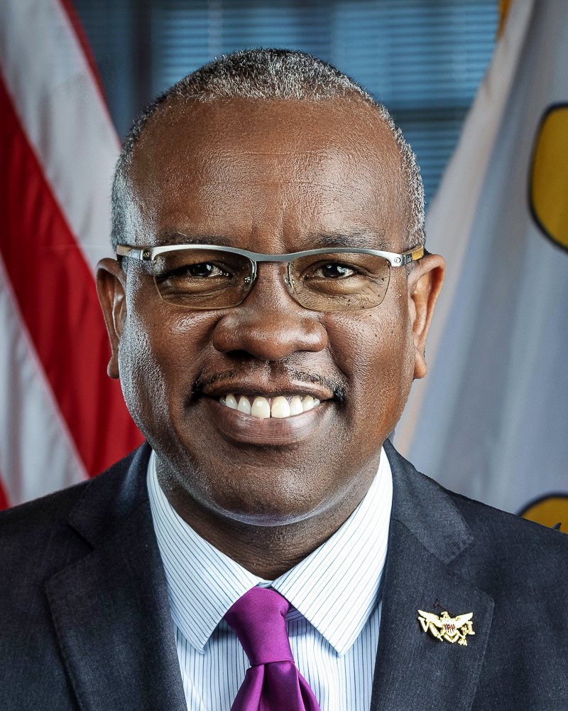 Albert Bryan (Politician) Salary, Net Worth, Wiki, Age, Wife, Children, Bio, Career, Facts