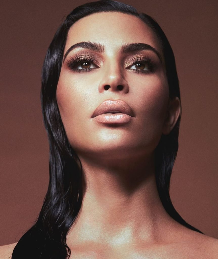 Kim Kardashian Bio, Height, Weight, Ethnicity, Parents, Siblings