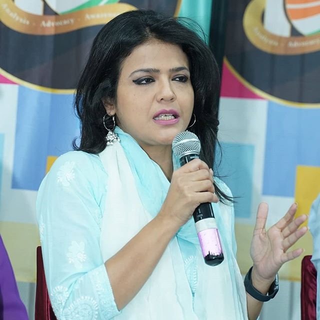 Sweta Singh Aaj Tak Journalist Wiki Bio Salary Height Weight Husband Age Career Facts