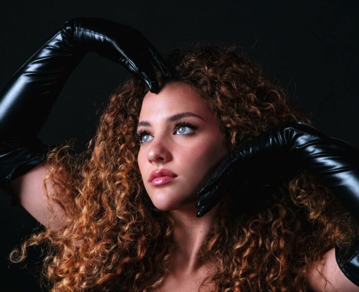 sofie-dossi-age