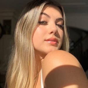 Sarah-Jade Bleau (TikTok Star) Wikipedia, Bio, Age, Height, Weight ...