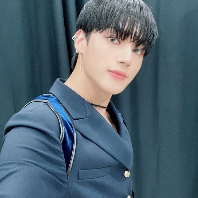 Wooyoung (Ateez) Wikipedia, Bio, Age, Height, Weight, Girlfriend