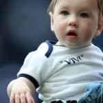 Louis-Harry-Kane-with-his-child-image