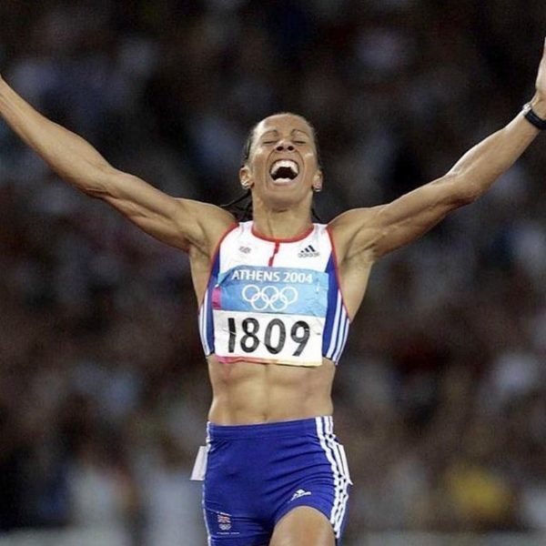 Kelly-Holmes-bio