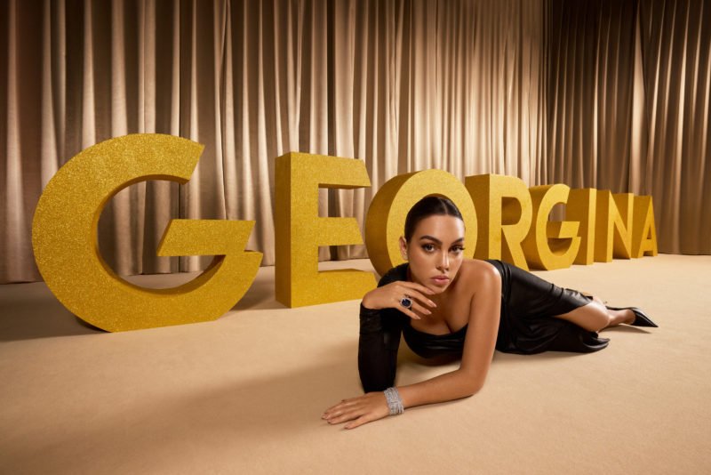 what-is-i-am-georgina-about-on-netflix