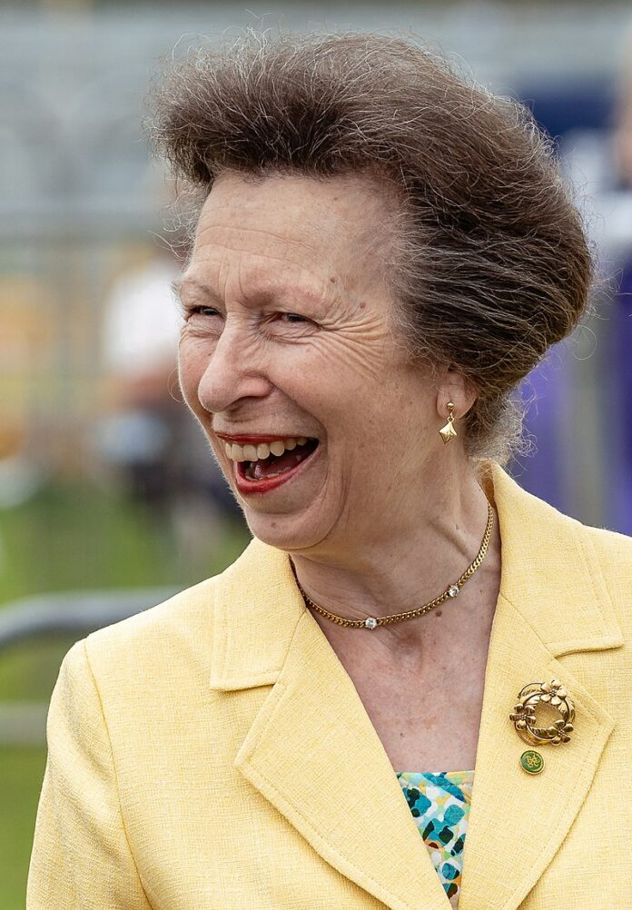 Princess Anne (Queen Elizabeth II's Daughter) Height, Weight, Bio, Age