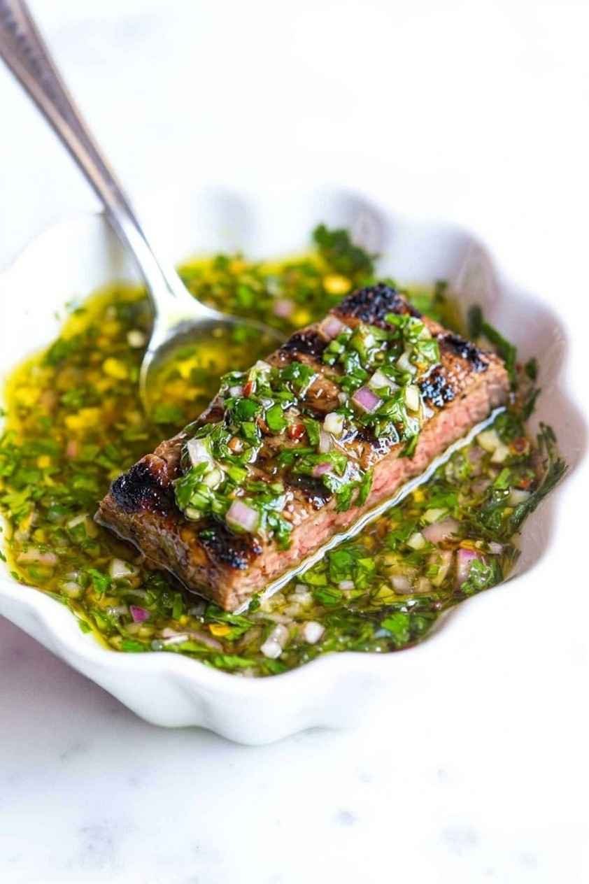 easy-chimichurri-sauce