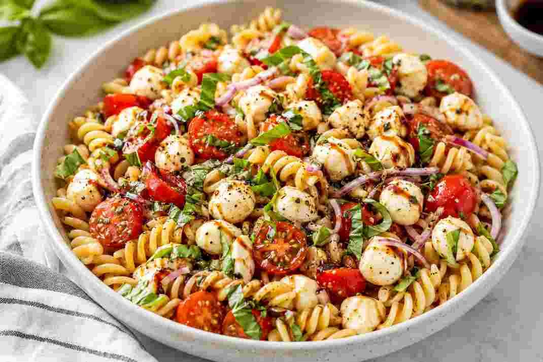 Caprese Pasta Salad Recipe