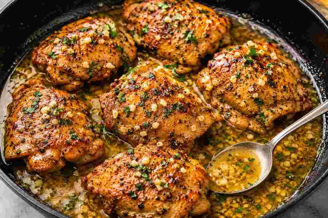 Garlic Chicken Thighs Garlic Chicken Thighs