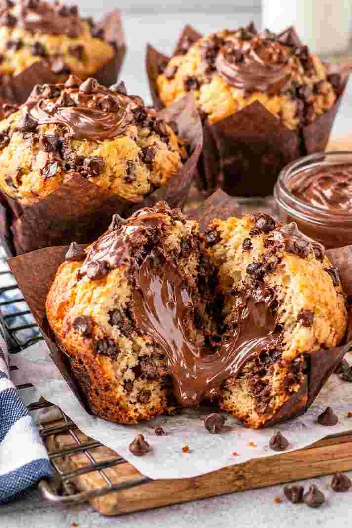 Jumbo Nutella Stuffed Muffins Jumbo Nutella Stuffed Muffins